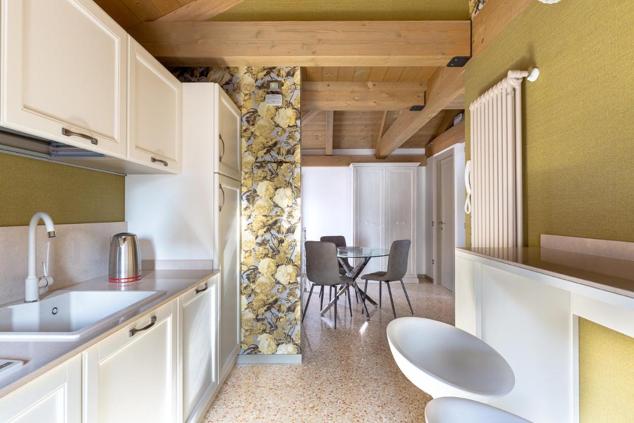 Ca' Cappello Venice Apartment 2 With Canal View 外观 照片
