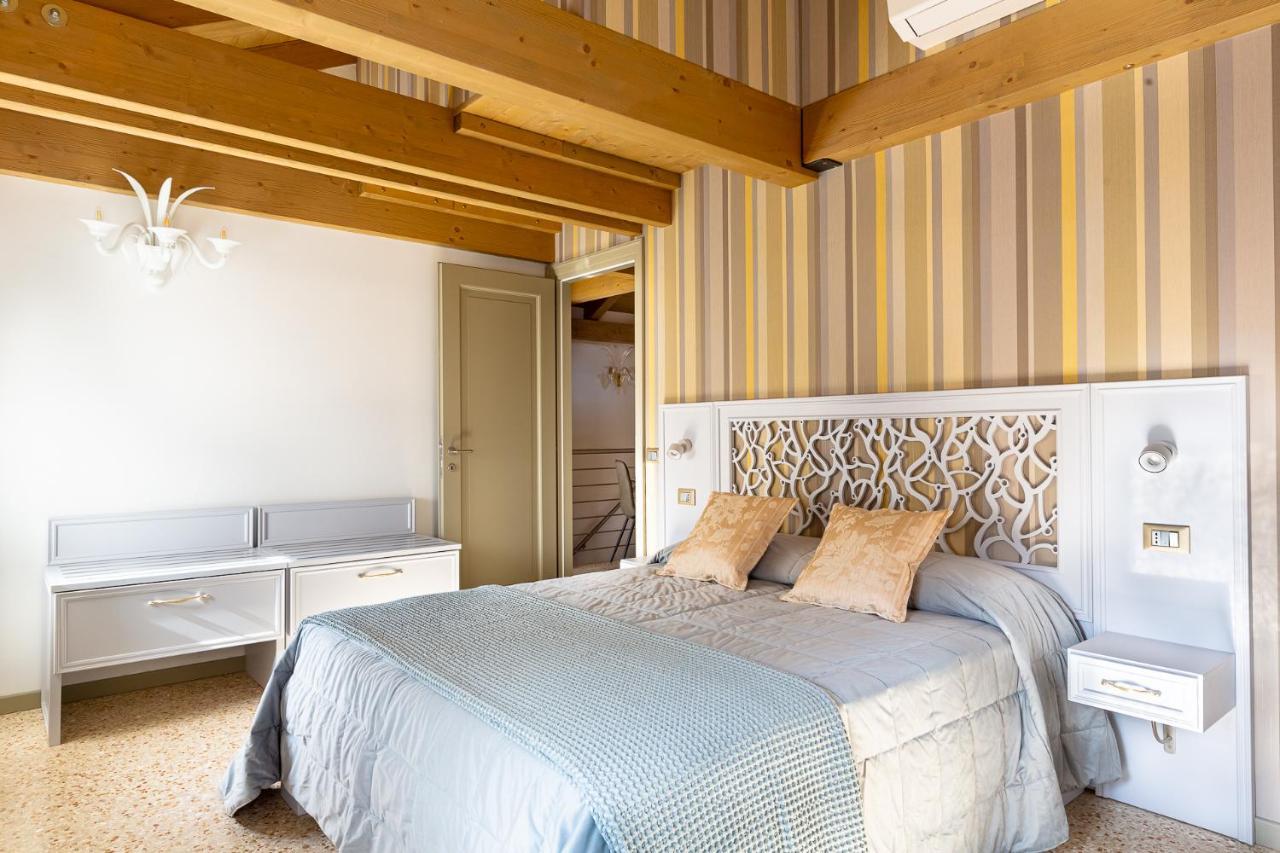 Ca' Cappello Venice Apartment 2 With Canal View 外观 照片