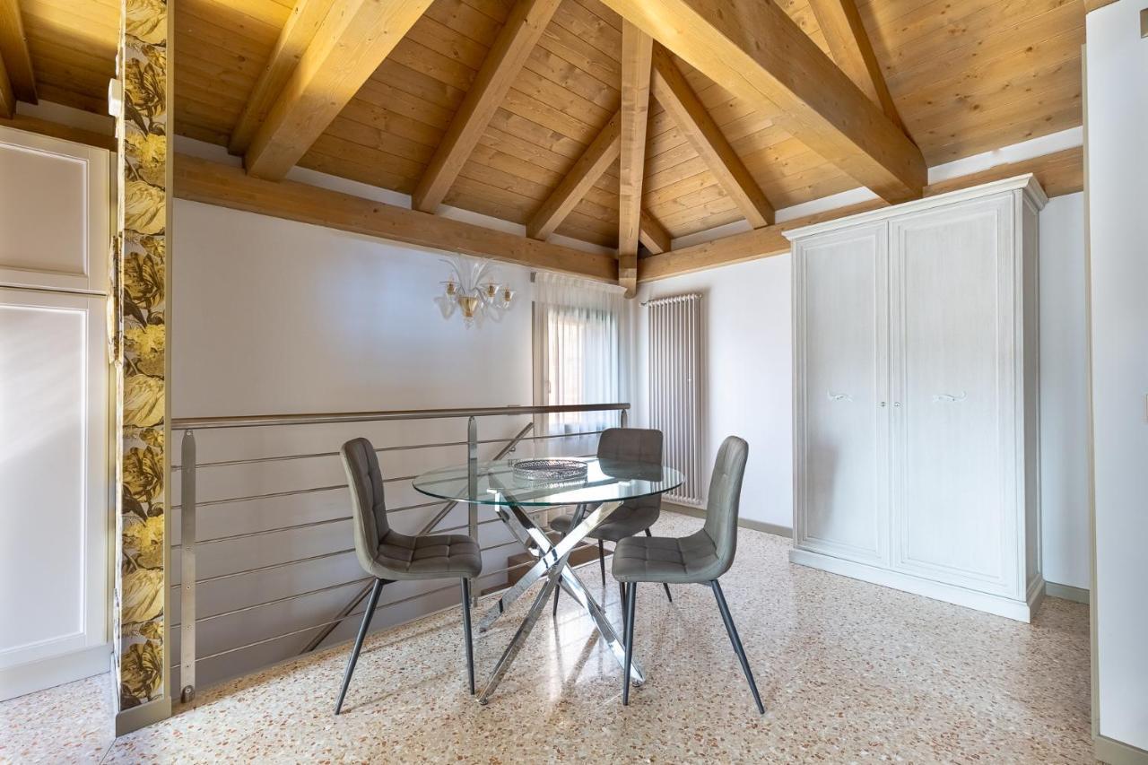 Ca' Cappello Venice Apartment 2 With Canal View 外观 照片
