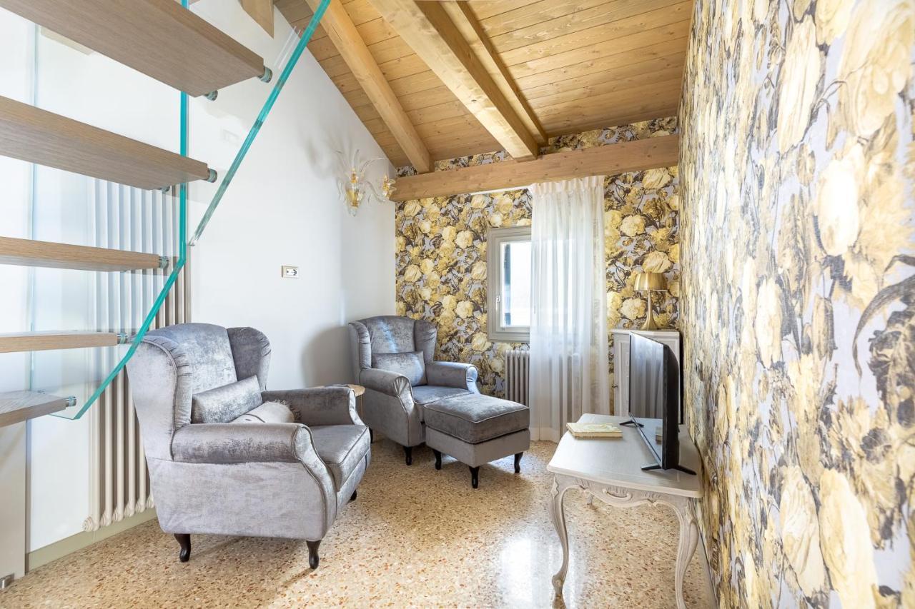 Ca' Cappello Venice Apartment 2 With Canal View 外观 照片