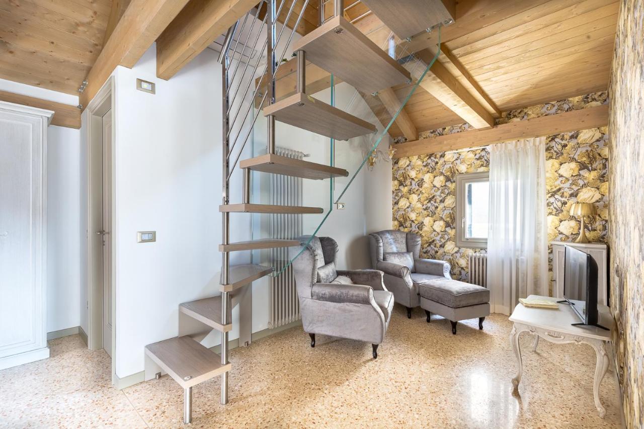 Ca' Cappello Venice Apartment 2 With Canal View 外观 照片