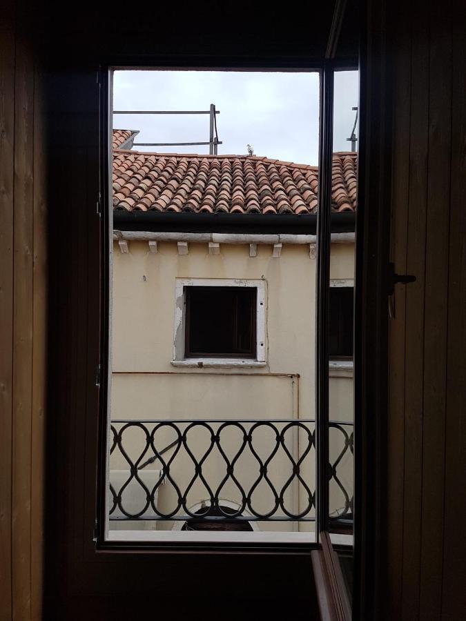 Ca' Cappello Venice Apartment 2 With Canal View 外观 照片